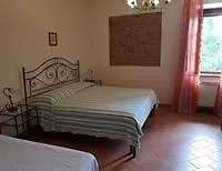 Isola Hotel Cerreto Guidi